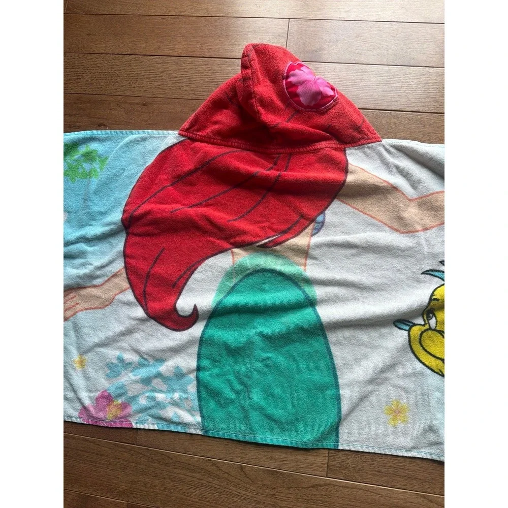 Disney Princess Hooded Towel Wrap Little Mermaid Ariel & Flounder